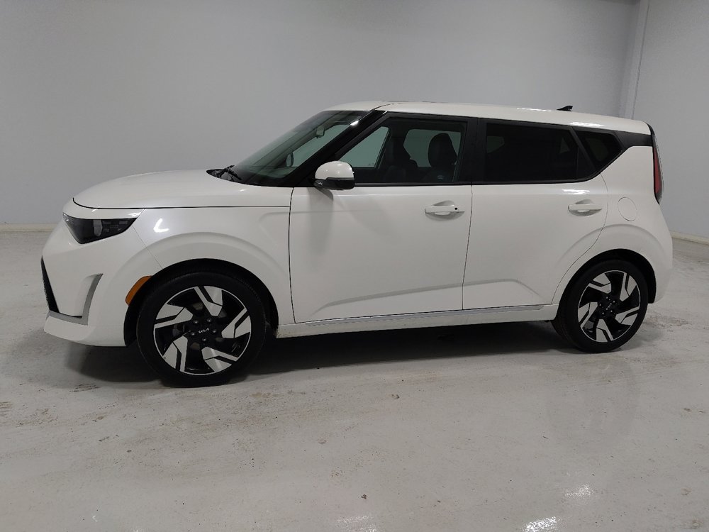 Used 2025 Kia Soul GT-Line image 2