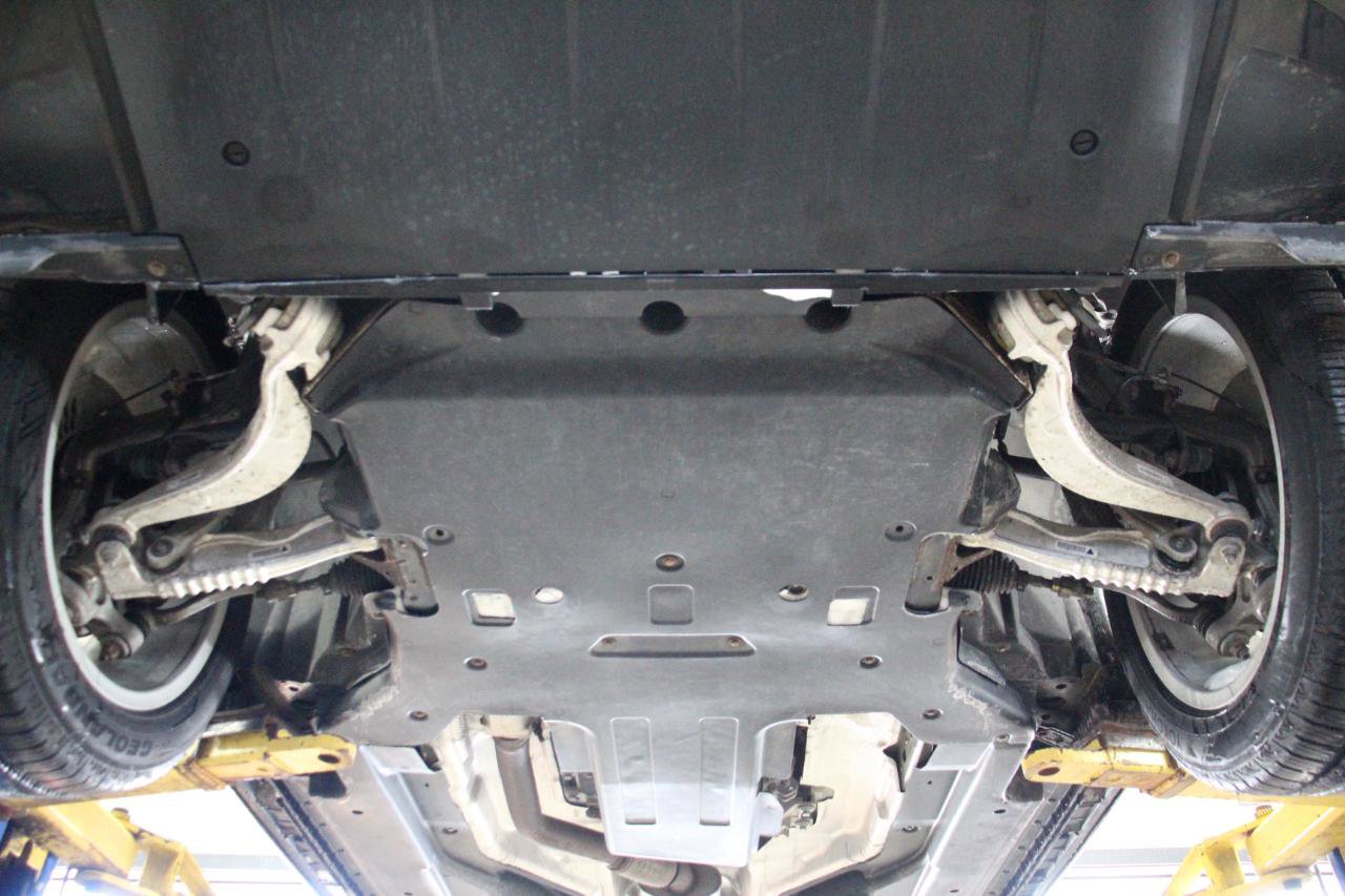 Used 2019 Jaguar F-PACE R-Sport image 95