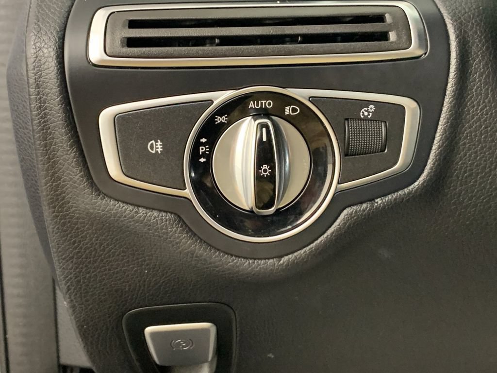 Used 2016 Mercedes-Benz C 300 Sedan image 17