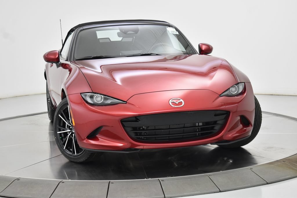 New 2026 MAZDA MX-5 Miata Grand Touring w/ Weather Package RWD image 4