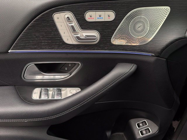 Used 2024 Mercedes-Benz GLE 450e 4MATIC image 16