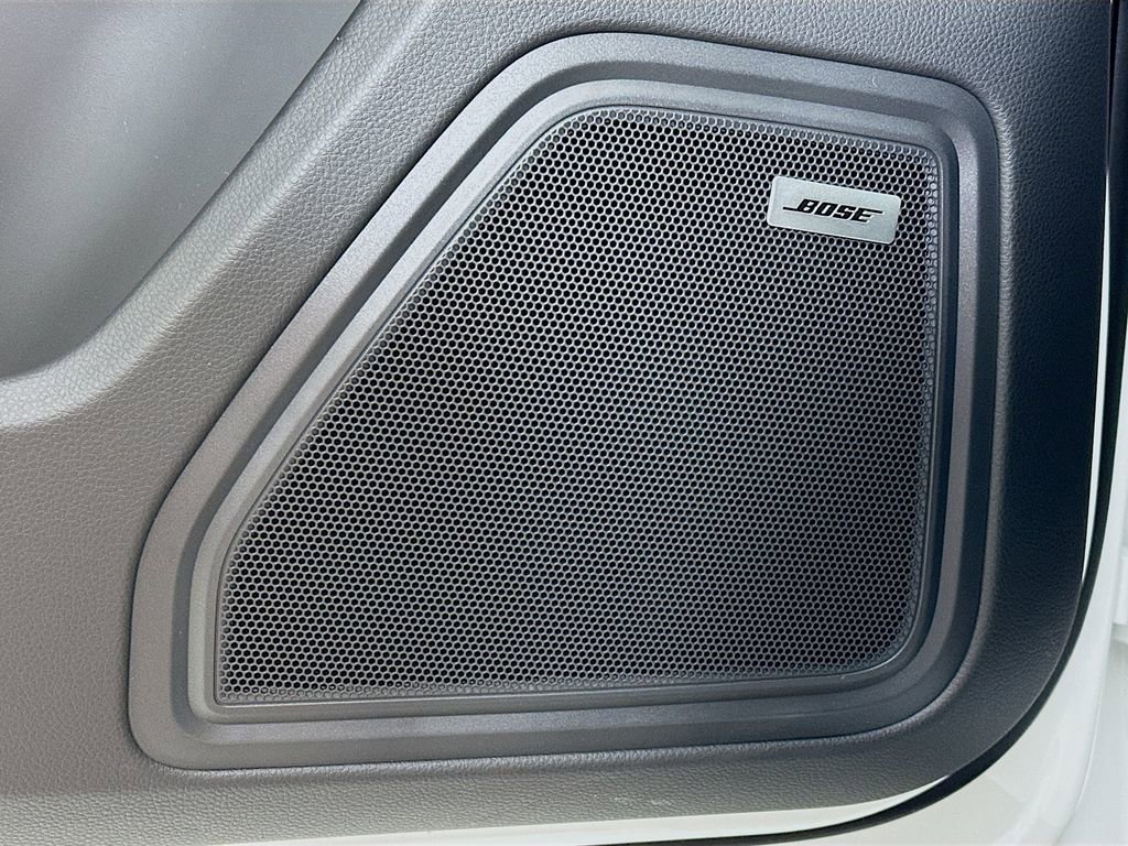 New 2026 Porsche Macan S image 21