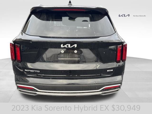 Certified 2023 Kia Sorento EX image 7