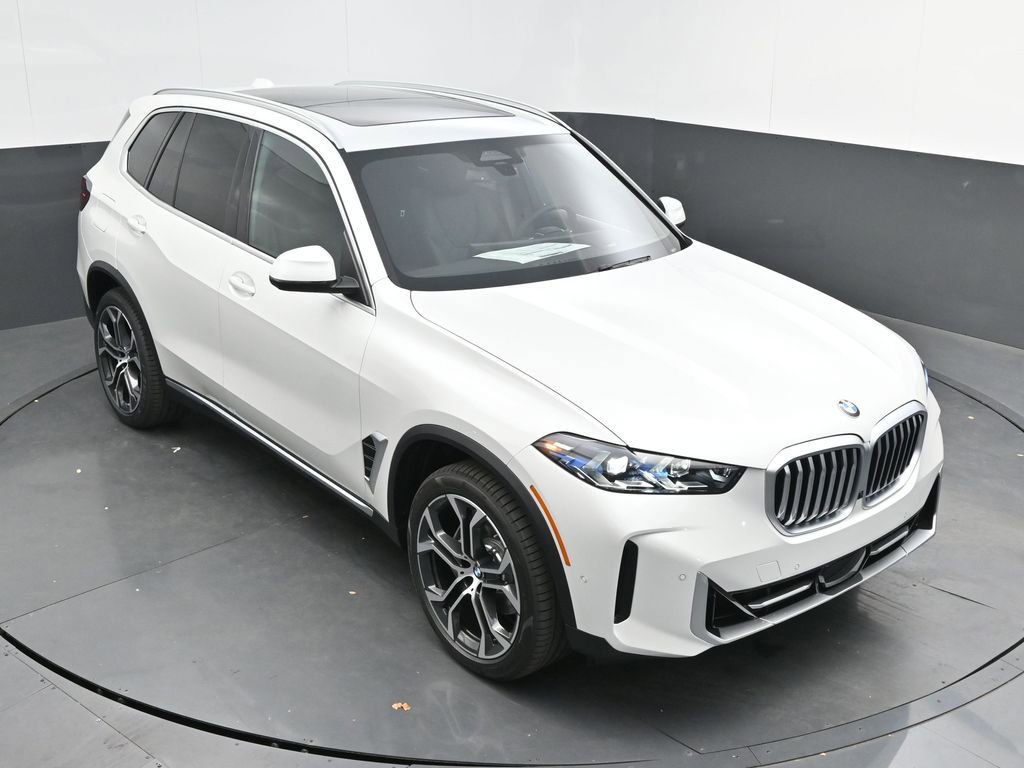 New 2026 BMW X5 xDrive40i w/ Parking Assistance Package AWD/4WD image 43