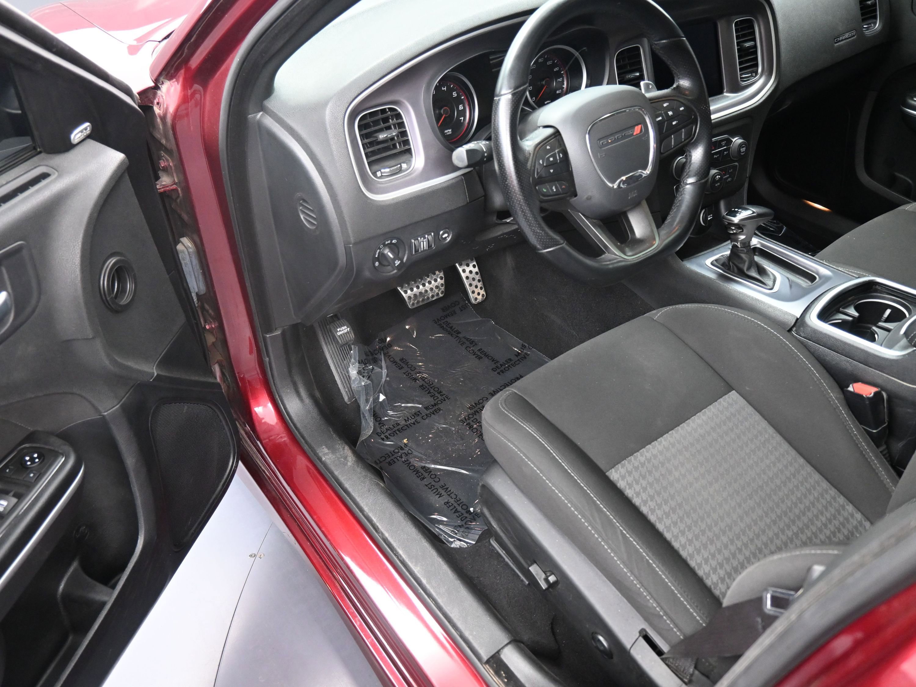 Used 2021 Dodge Charger R/T w/ Performance Handling Group image 12