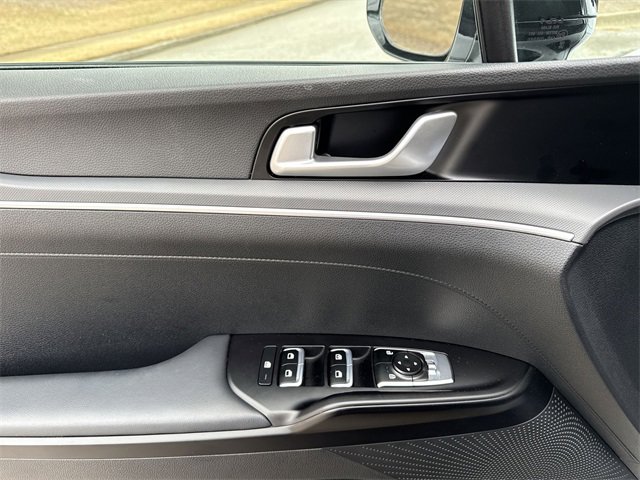 Used 2024 Kia K5 GT-Line image 15