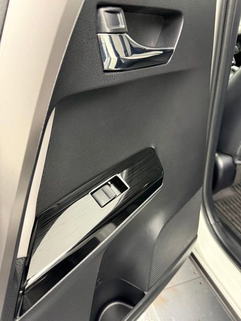 Used 2018 Toyota RAV4 Limited w/ Advanced Technology Package AWD/4WD image 48