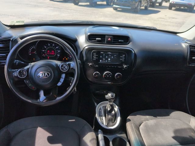 Used 2018 Kia Soul image 26