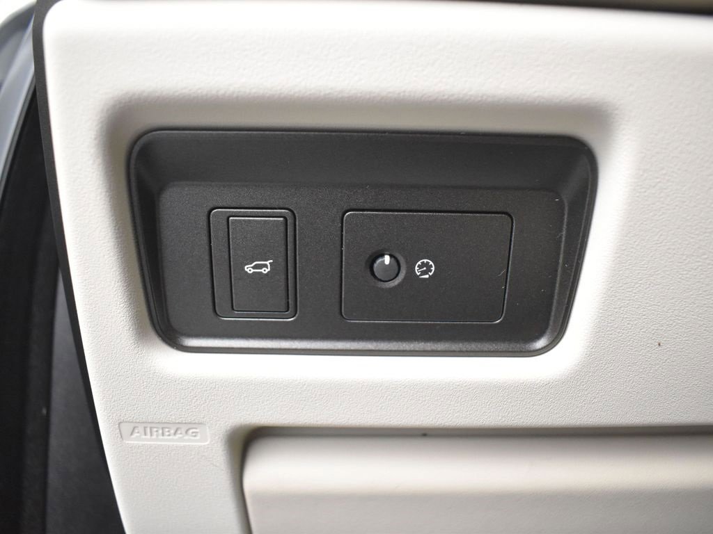 Used 2019 Land Rover Range Rover Evoque HSE Dynamic image 25