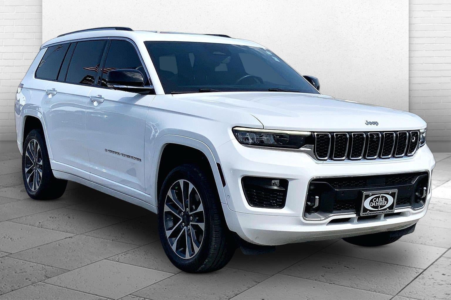 Used 2023 Jeep Grand Cherokee L Overland w/ Advanced Protech Group III AWD/4WD image 1