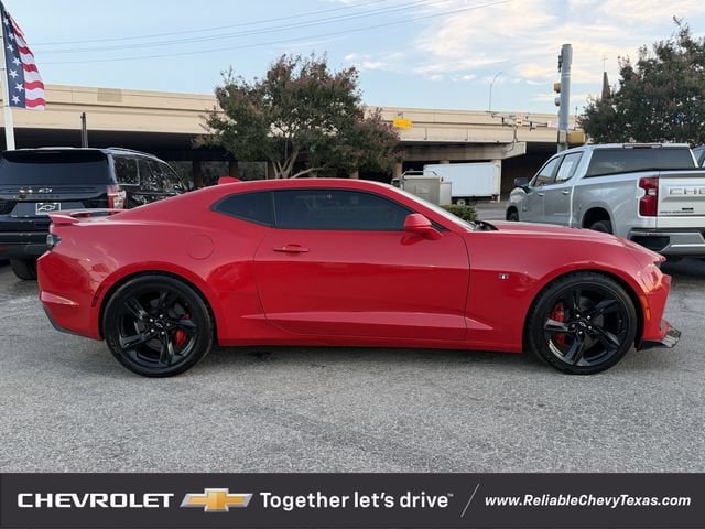 Used 2022 Chevrolet Camaro SS RWD image 5