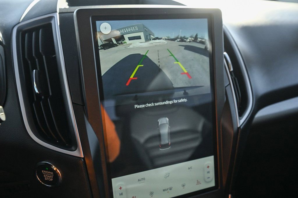 Used 2024 Ford Edge SEL w/ Convenience Package image 39