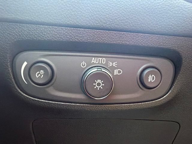 Used 2022 Buick Encore GX Select FWD image 53