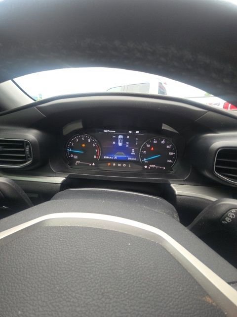 Used 2021 Ford Explorer XLT w/ Equipment Group 202A image 27