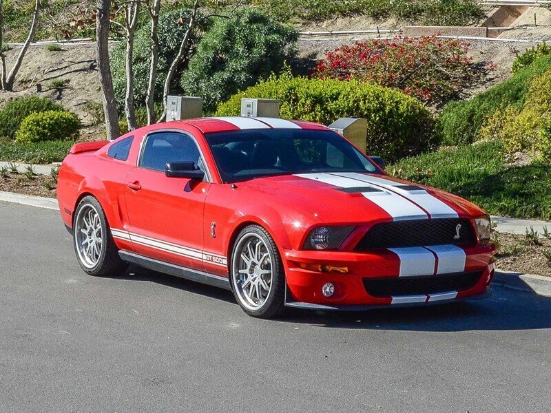 Used 2007 Ford Mustang Shelby GT500 RWD image 8