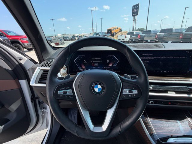 Certified 2024 BMW X5 xDrive40i w/ Parking Assistance Package AWD/4WD image 21