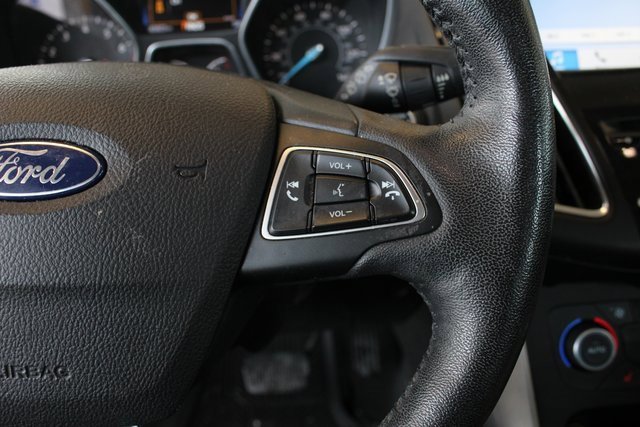 Used 2018 Ford Focus Titanium image 12