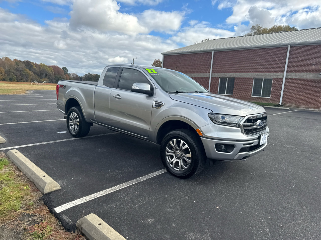 Used 2022 Ford Ranger Lariat w/ FX4 Off-Road Package image 2