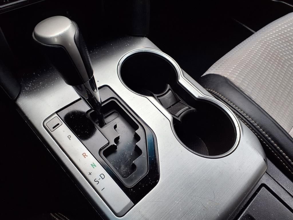Used 2014 Toyota Camry SE image 20