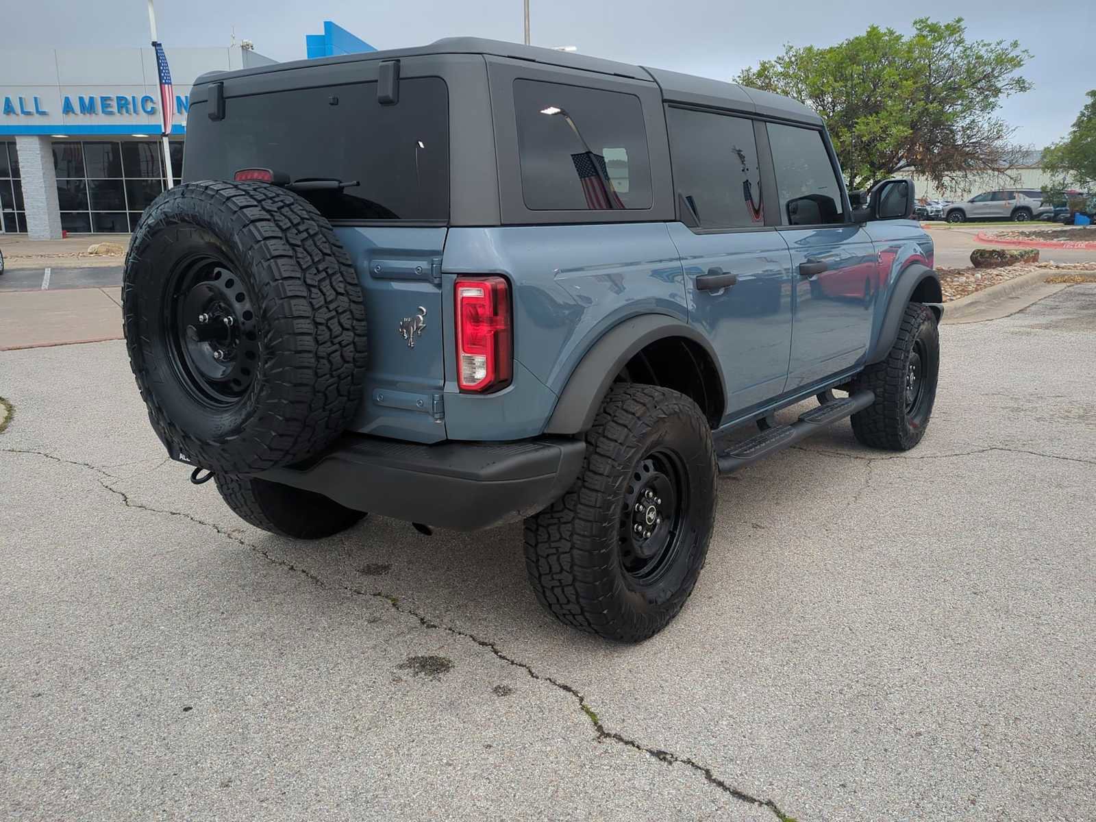 Used 2023 Ford Bronco Black Diamond image 8