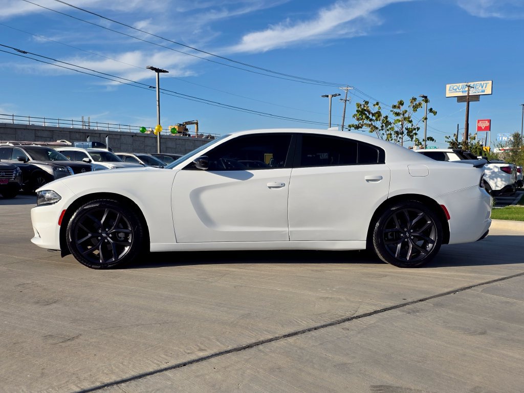 Used 2023 Dodge Charger SXT w/ Blacktop Package RWD image 5