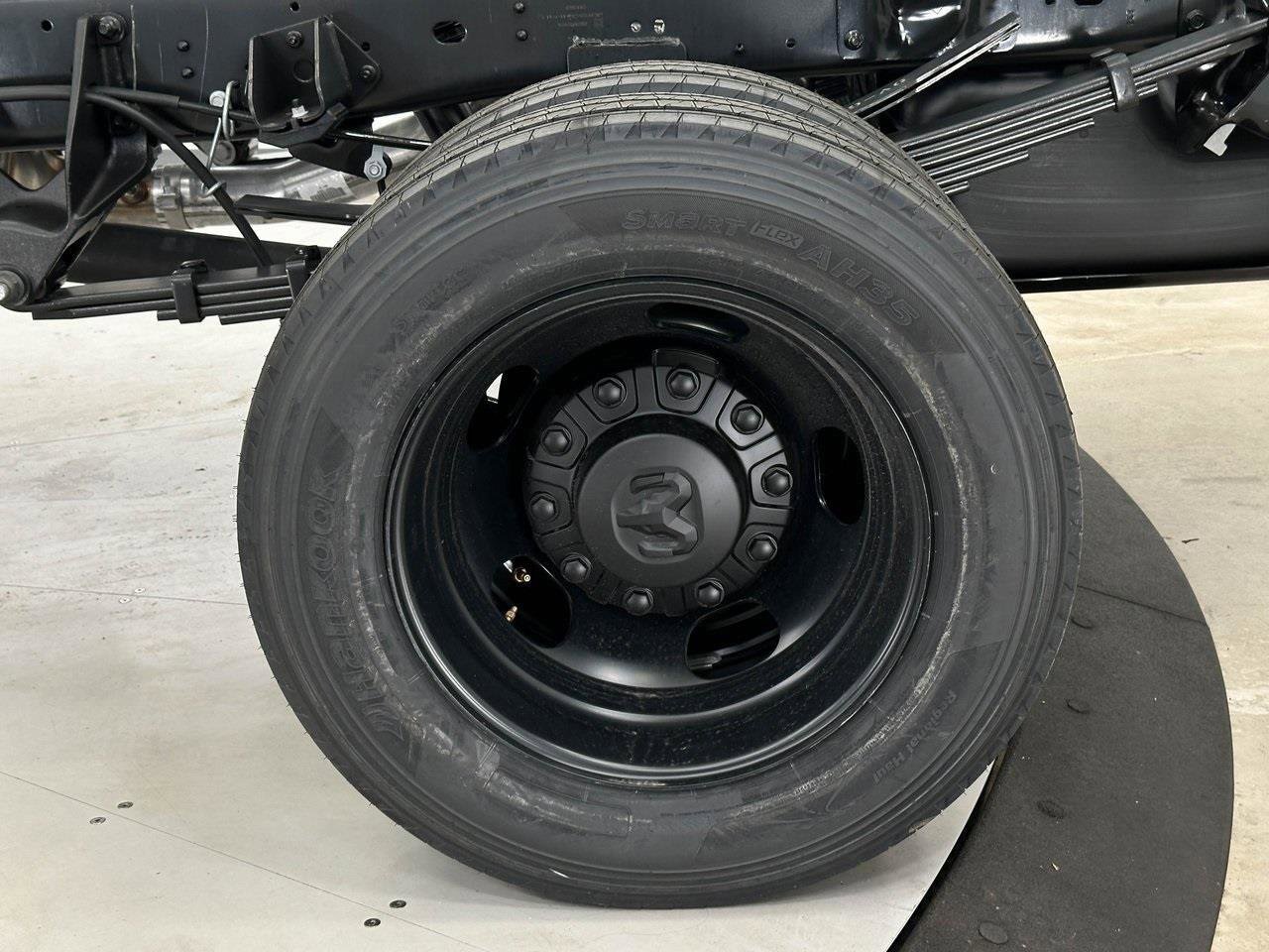 New 2024 RAM 5500 Tradesman image 32
