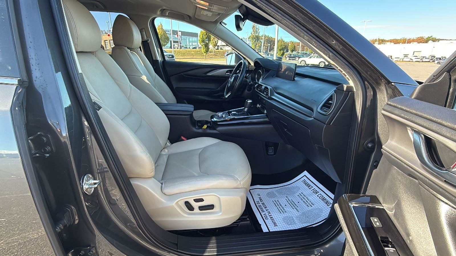 Used 2022 MAZDA CX-9 Touring image 19