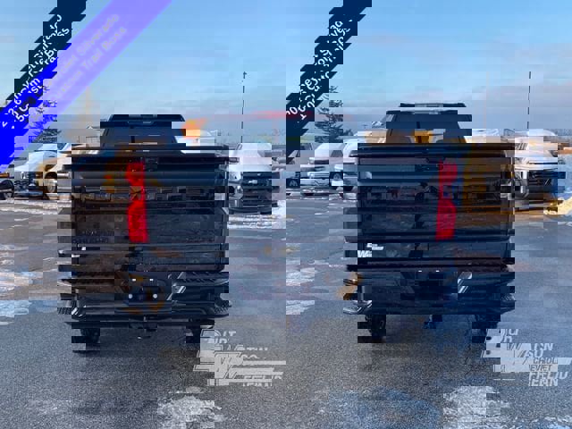 New 2026 Chevrolet Silverado 1500 Custom Trail Boss w/ LPO, Dark Essentials Package image 5
