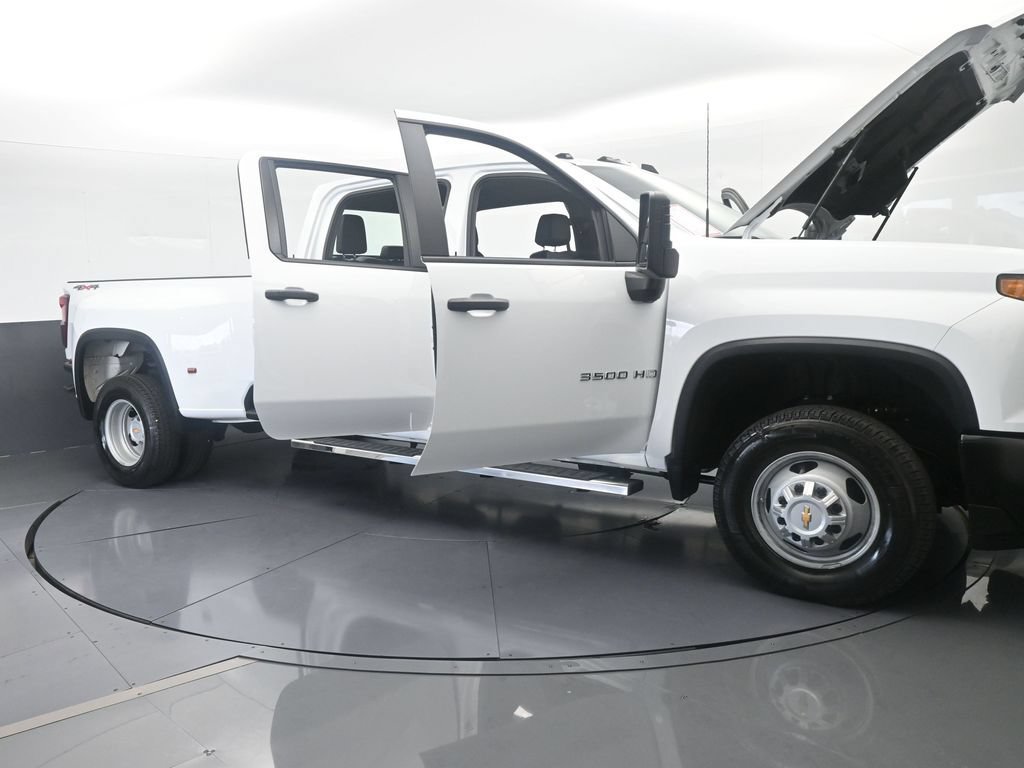 Used 2026 Chevrolet Silverado 3500 W/T AWD/4WD image 71