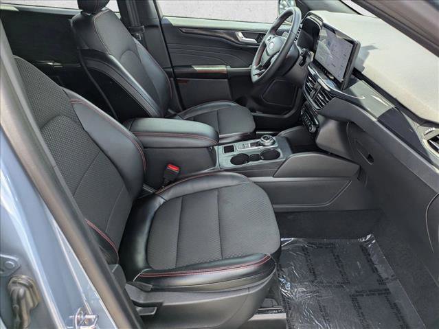 Certified 2024 Ford Escape ST-Line w/ Tech Pack #1 image 21