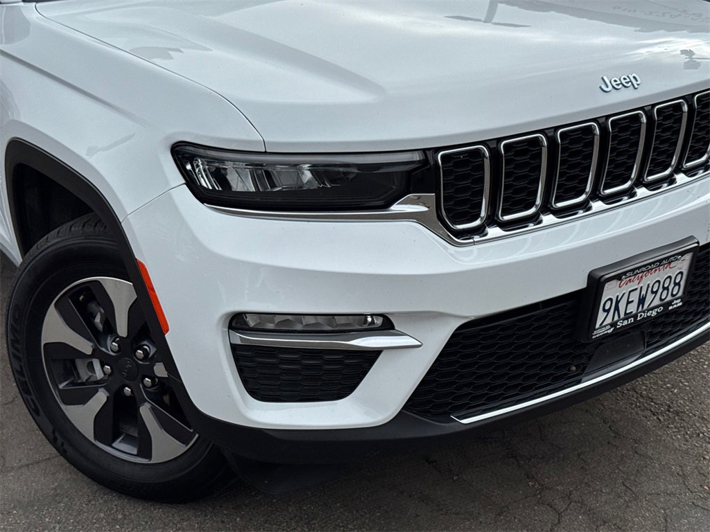 Used 2024 Jeep Grand Cherokee Limited 4xe image 3