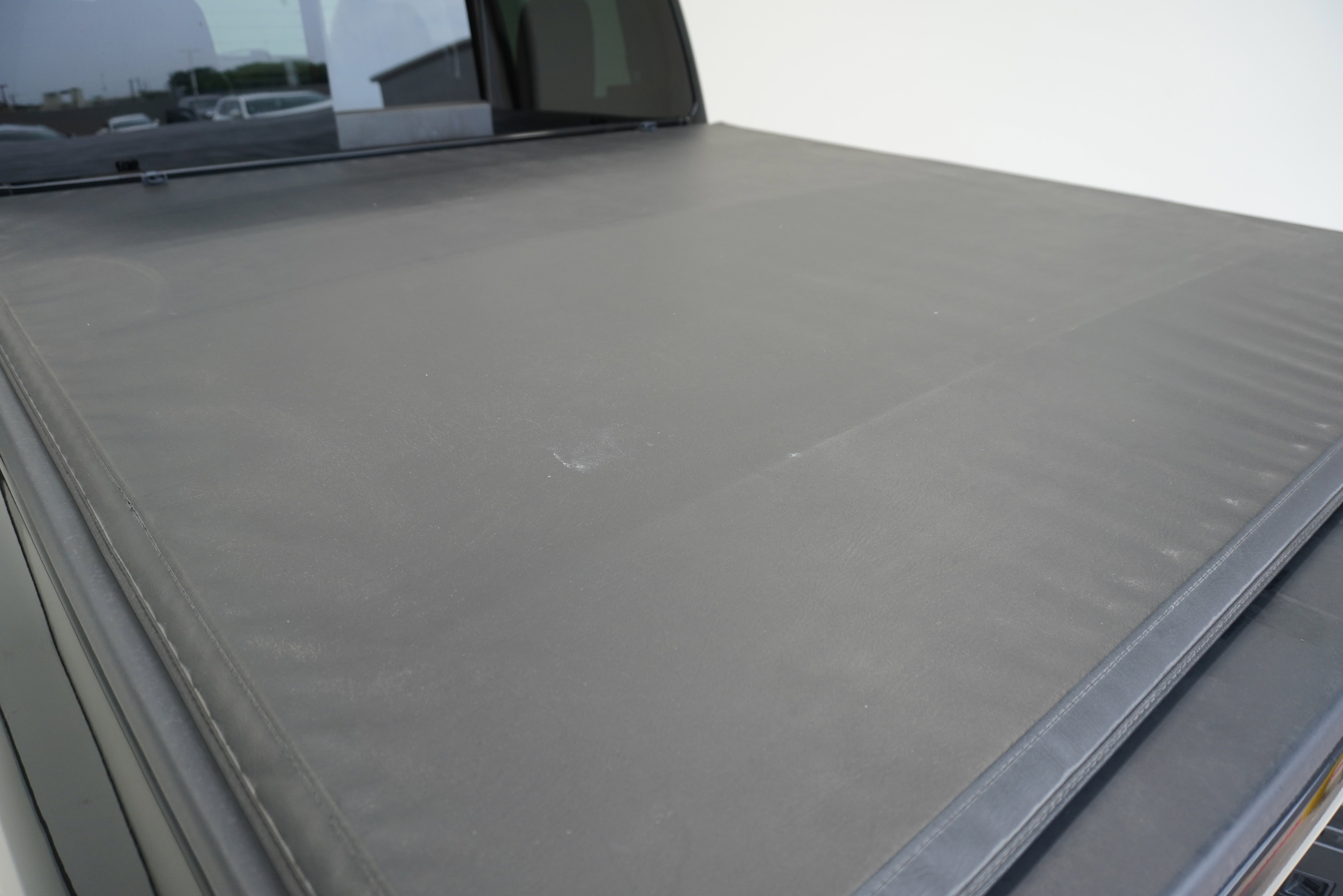 Used 2017 Nissan Titan SV RWD image 7