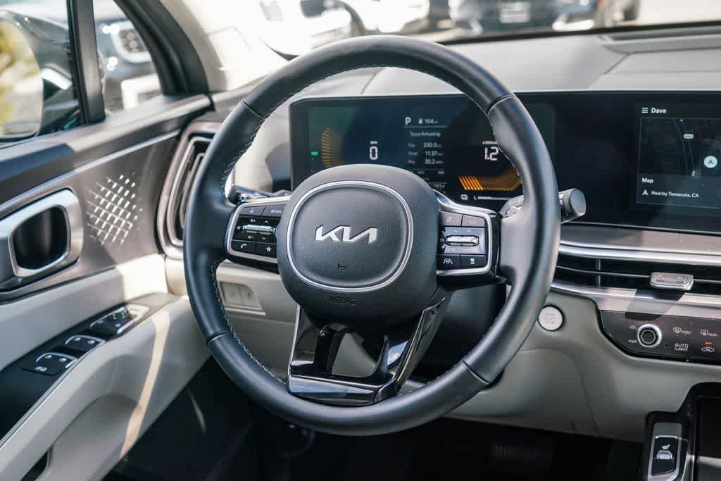 Certified 2025 Kia Sorento EX AWD/4WD image 14