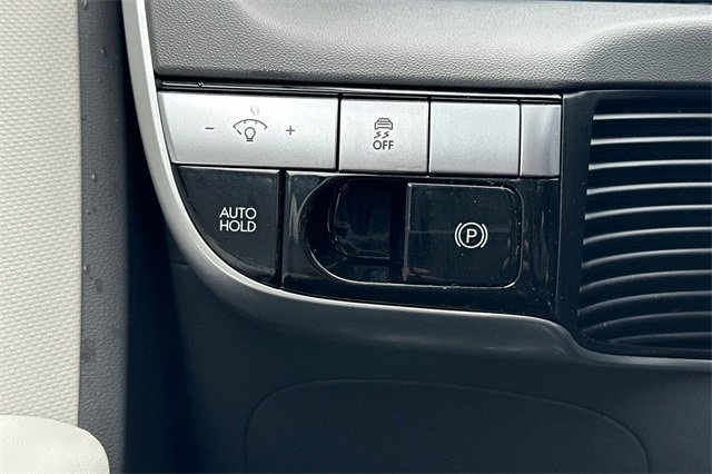 Used 2024 Hyundai Ioniq 5 SE image 31