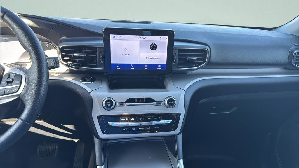 Certified 2023 Ford Explorer XLT w/ Equipment Group 202A image 26