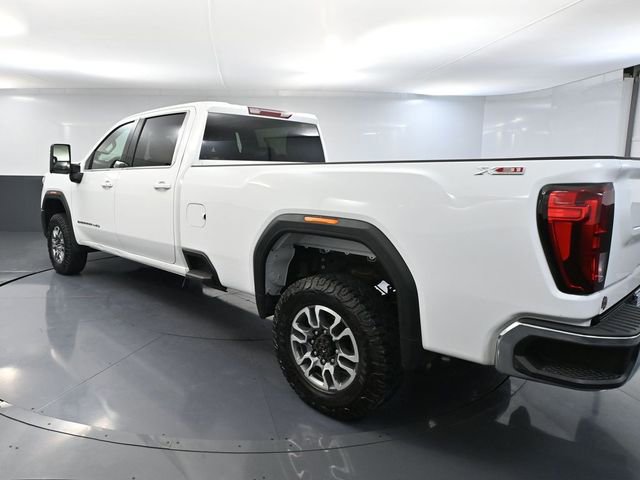 Used 2024 GMC Sierra 3500 SLE w/ SLE Convenience Package image 9