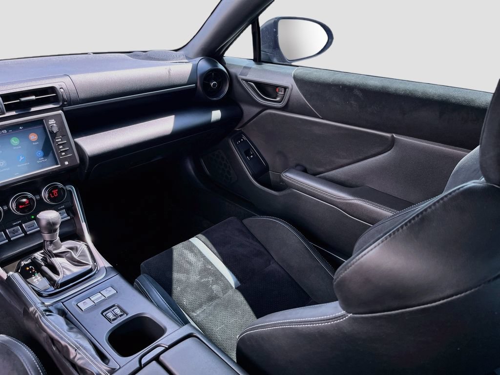 Used 2025 Toyota GR86 Premium RWD image 25
