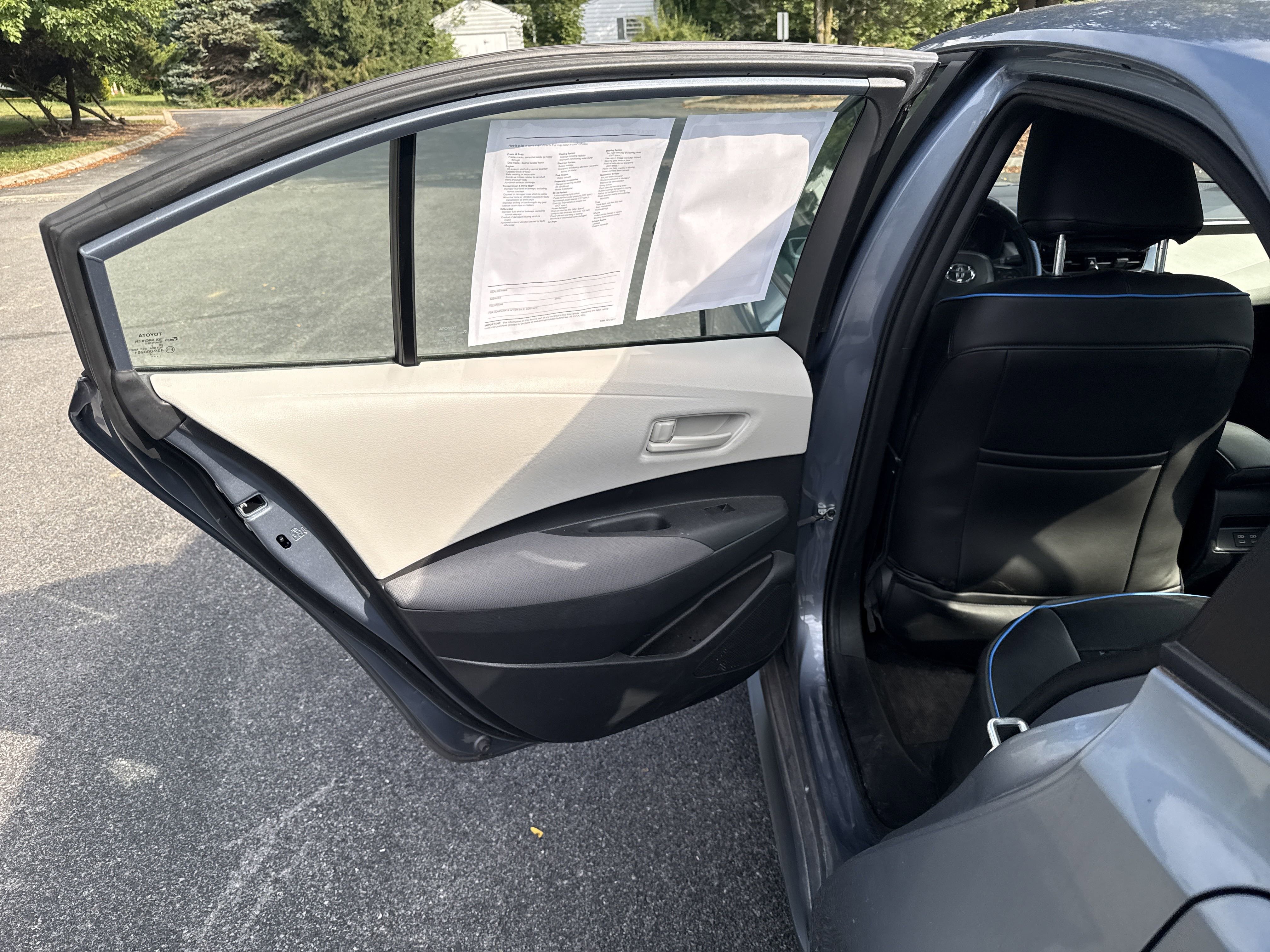 Used 2023 Toyota Corolla LE image 12