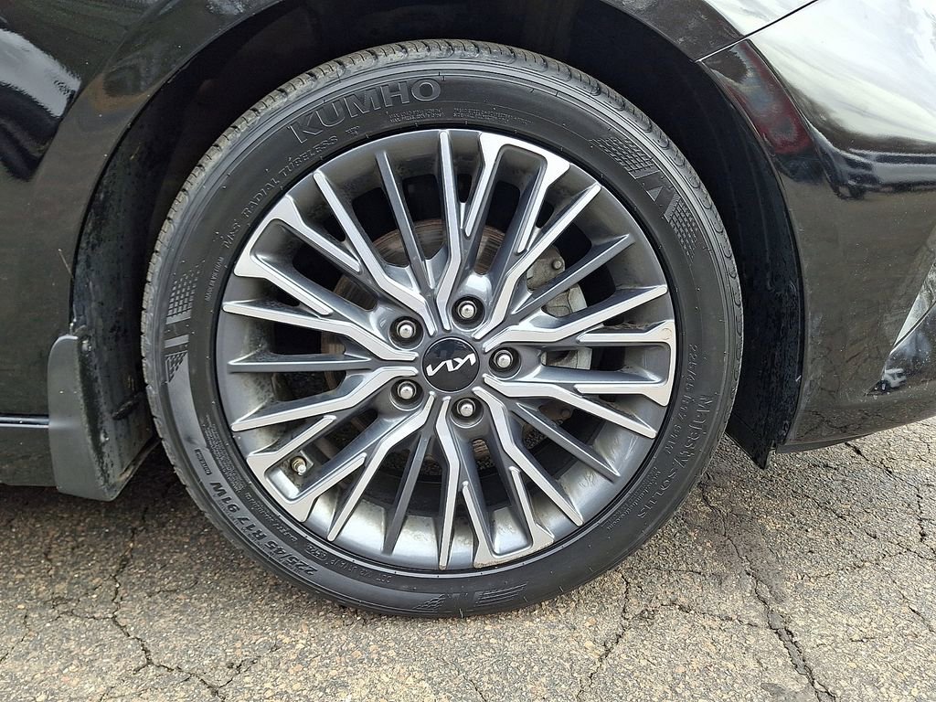 Used 2023 Kia Forte GT-Line w/ GT-Line Premium Package image 8