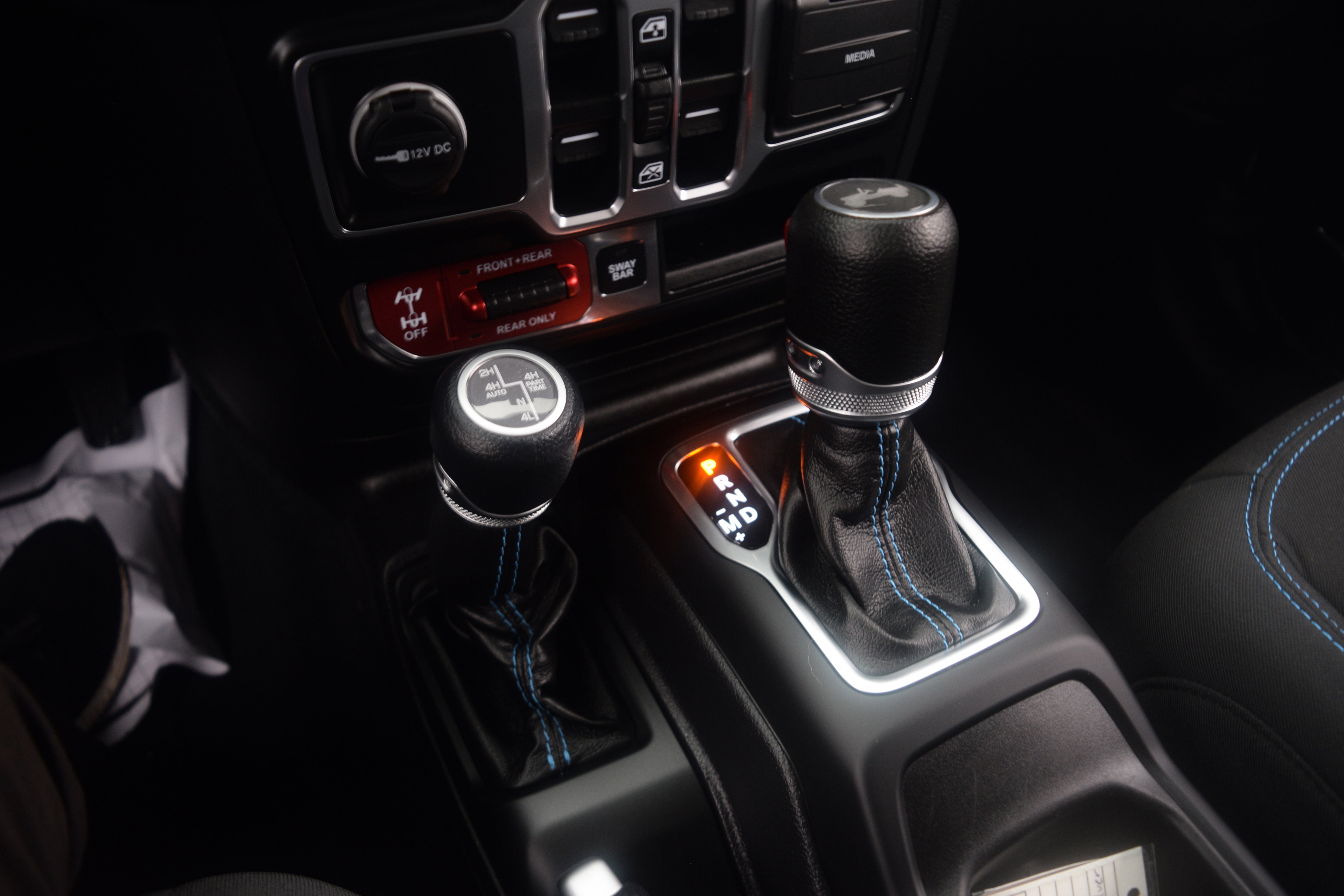 Used 2022 Jeep Wrangler Unlimited Rubicon 4xe w/ Steel Bumper Group image 12