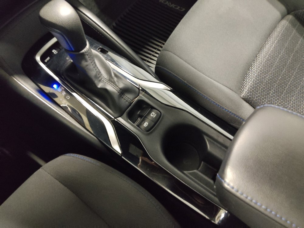 Used 2020 Toyota Corolla SE image 26