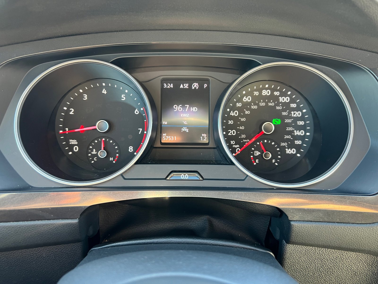 Used 2021 Volkswagen Tiguan SE R-Line FWD image 28