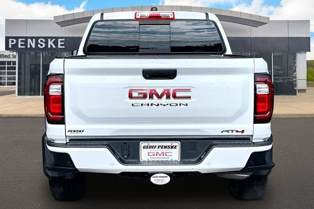 Used 2023 GMC Canyon AT4 w/ Technology Package AWD/4WD image 4