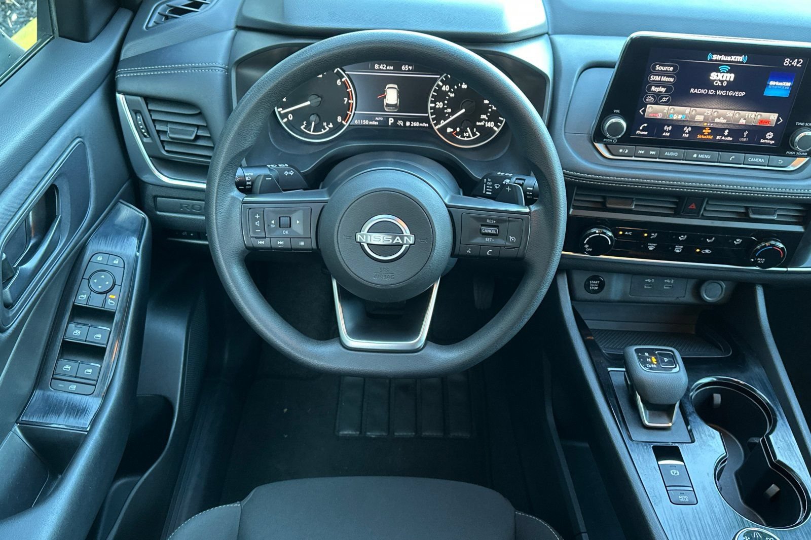 Used 2024 Nissan Rogue S AWD/4WD image 15