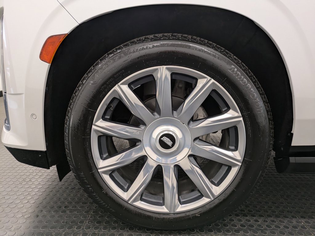 Used 2022 Cadillac Escalade Premium Luxury Platinum image 7