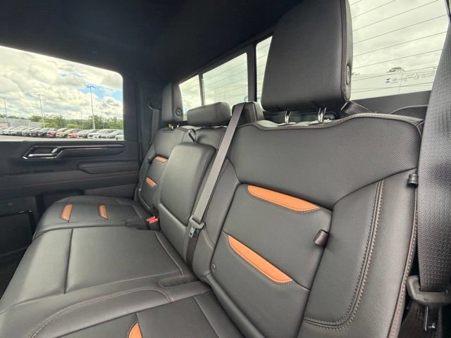 Used 2024 GMC Sierra 2500 AT4 w/ AT4 Preferred Package AWD/4WD image 31