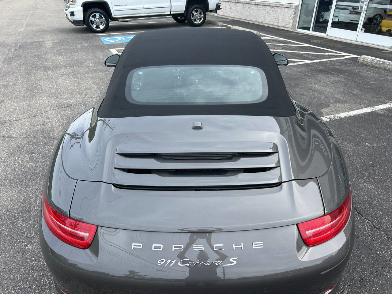 Used 2016 Porsche 911 Carrera S image 39