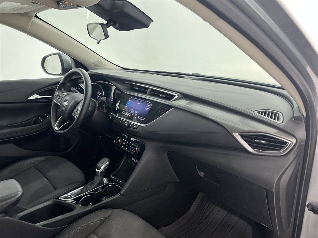 Used 2023 Buick Encore GX Select w/ Safety Package II image 25