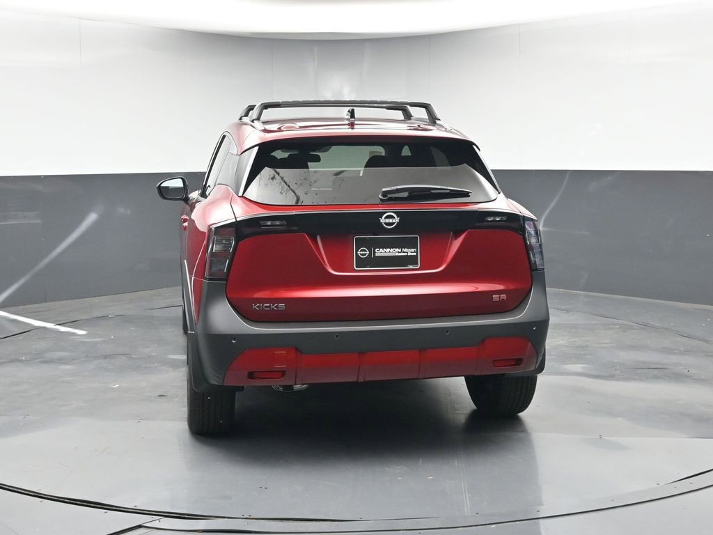 New 2026 Nissan Kicks SR image 3