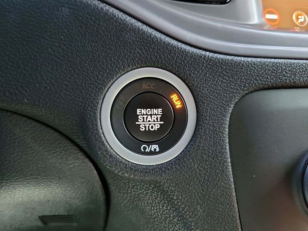 Used 2023 Dodge Charger R/T w/ Blacktop Package image 18